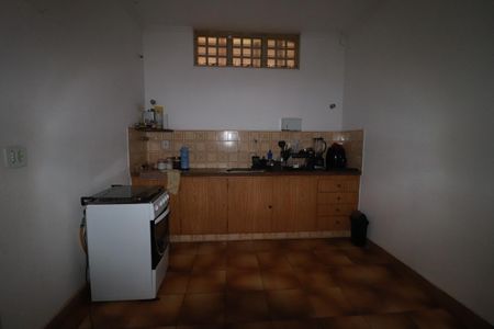Casa para alugar com 698m², 4 quartos e sem vagaCozinha 