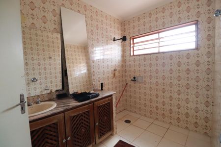Casa para alugar com 698m², 4 quartos e sem vagaBanheiro suite 