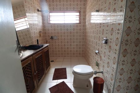Casa para alugar com 698m², 4 quartos e sem vagaBanheiro suite 