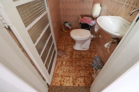 Casa para alugar com 698m², 4 quartos e sem vagaBanheiro