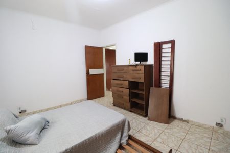 Casa para alugar com 698m², 4 quartos e sem vagaQuarto 2