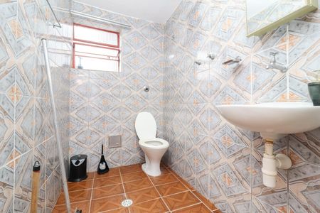 Banheiro de casa para alugar com 1 quarto, 40m² em Vila Nova Curuca, São Paulo