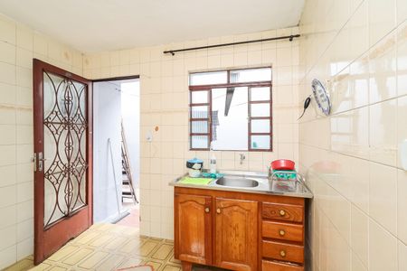 Cozinha de casa para alugar com 1 quarto, 40m² em Vila Nova Curuca, São Paulo