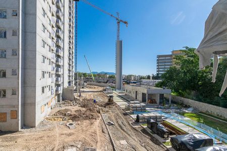 Apartamento à venda com 47m², 1 quarto e 2 vagas Apartamento à venda com 47m², 1 quarto e 2 vagasVista da Área de Serviço