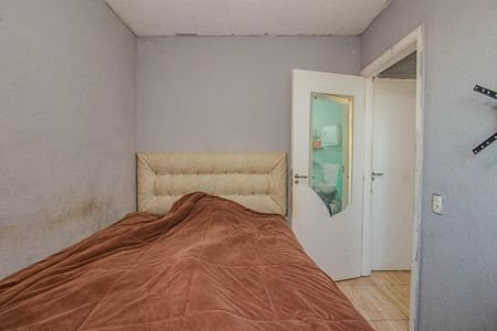 Quarto 1 de apartamento para alugar com 2 quartos, 42m² em Rubem Berta, Porto Alegre