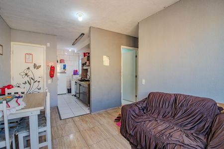 Sala de apartamento para alugar com 2 quartos, 42m² em Rubem Berta, Porto Alegre