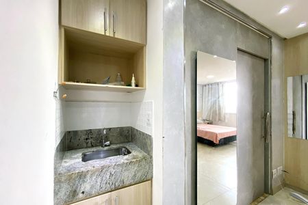 Apartamento à venda com 68m², 1 quarto e 1 vaga Apartamento à venda com 68m², 1 quarto e 1 vagaSala