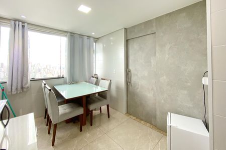 Apartamento à venda com 68m², 1 quarto e 1 vaga Apartamento à venda com 68m², 1 quarto e 1 vagaCozinha