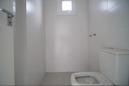 Banheiro de apartamento à venda com 2 quartos, 62m² em Scharlau, São Leopoldo
