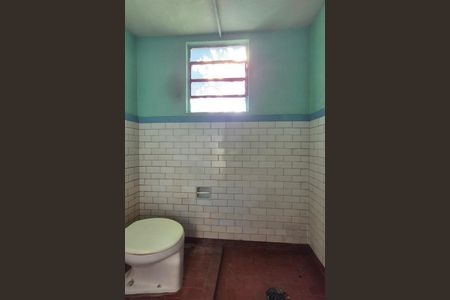 Casa para alugar com 295m², 3 quartos e 2 vagas Casa para alugar com 295m², 3 quartos e 2 vagasBanheiro
