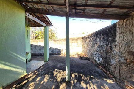 Casa para alugar com 295m², 3 quartos e 2 vagas Casa para alugar com 295m², 3 quartos e 2 vagasQuintal