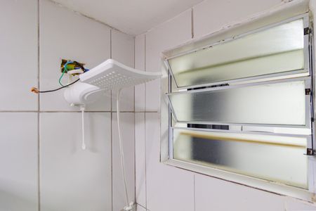 Detalhe - Banheiro de kitnet/studio para alugar com 1 quarto, 30m² em Vila Oratorio, São Paulo