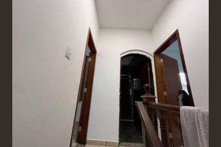 Corredor de casa para alugar com 3 quartos, 200m² em Jardim Imperador (Zona Leste), São Paulo
