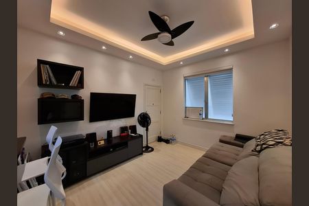 Apartamento à venda com 40m², 1 quarto e sem vaga Apartamento à venda com 40m², 1 quarto e sem vagaSala