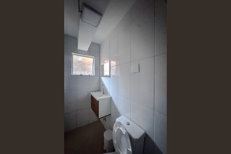 Banheiro de apartamento para alugar com 1 quarto, 30m² em Vila Oratorio, São Paulo