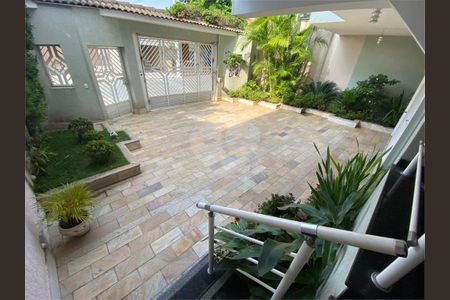 Casa à venda com 4 quartos, 358m² em Jardim Brasilia, São Paulo