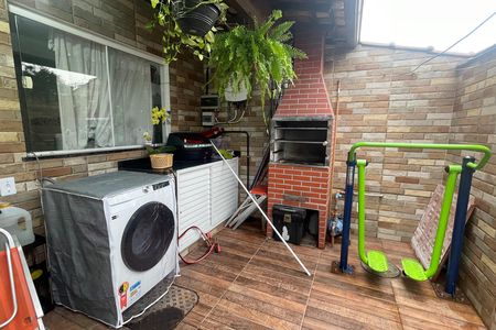 Varanda de casa para alugar com 2 quartos, 70m² em Jardim Portugal, Duque de Caxias