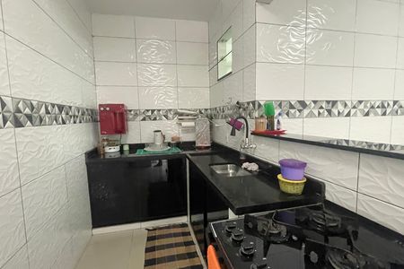Casa para alugar com 70m², 2 quartos e 2 vagas Casa para alugar com 70m², 2 quartos e 2 vagasCozinha