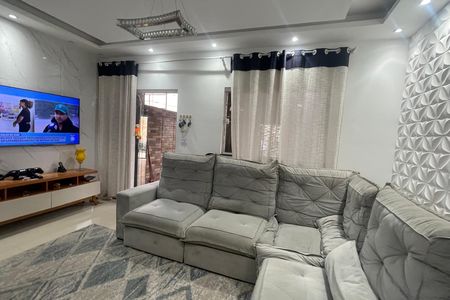 Sala de casa para alugar com 2 quartos, 70m² em Jardim Portugal, Duque de Caxias