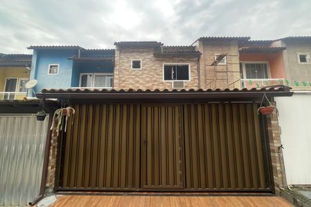 Casa para alugar com 70m², 2 quartos e 2 vagas Casa para alugar com 70m², 2 quartos e 2 vagasFachada