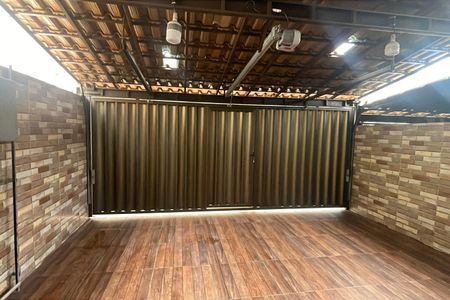 Casa para alugar com 70m², 2 quartos e 2 vagas Casa para alugar com 70m², 2 quartos e 2 vagasGaragem