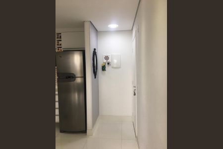 Cozinha de apartamento para alugar com 3 quartos, 55m² em Jardim Isis, Cotia