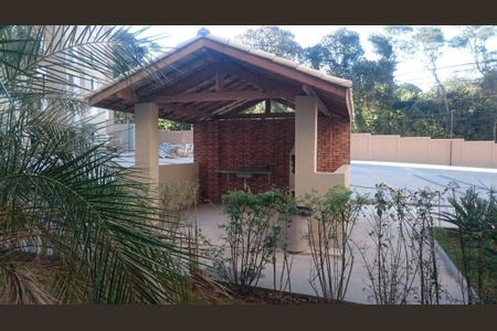 Área externa de apartamento para alugar com 3 quartos, 55m² em Jardim Isis, Cotia