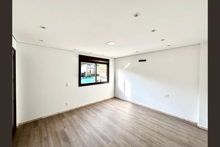 Casa de condomínio à venda com 417m², 4 quartos e 4 vagas