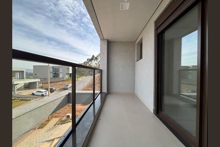 Casa de condomínio à venda com 417m², 4 quartos e 4 vagas