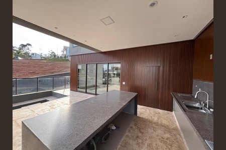 Casa de condomínio à venda com 417m², 4 quartos e 4 vagas