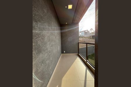 Casa de condomínio à venda com 417m², 4 quartos e 4 vagas