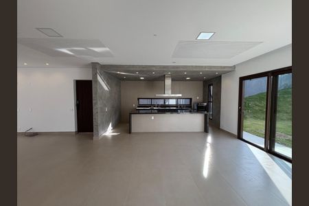 Casa de condomínio à venda com 417m², 4 quartos e 4 vagas