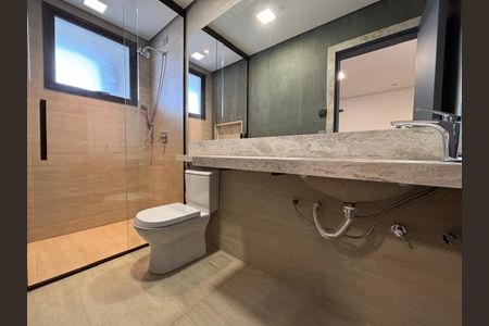 Casa de condomínio à venda com 417m², 4 quartos e 4 vagas