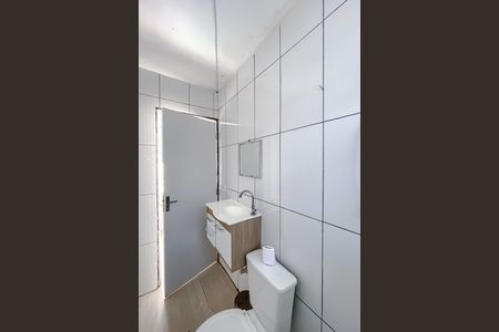 Banheiro de apartamento para alugar com 1 quarto, 30m² em Vila Oratorio, São Paulo