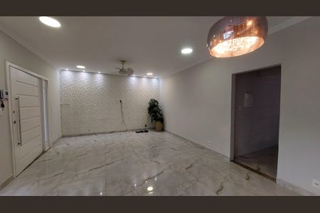 Sala de casa para alugar com 3 quartos, 300m² em Olinda, Nilópolis