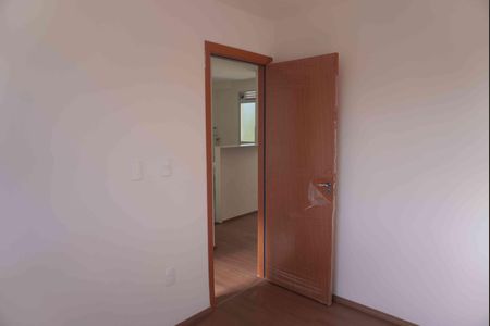 Quarto1 de apartamento para alugar com 2 quartos, 40m² em Chácara Estela, Barueri
