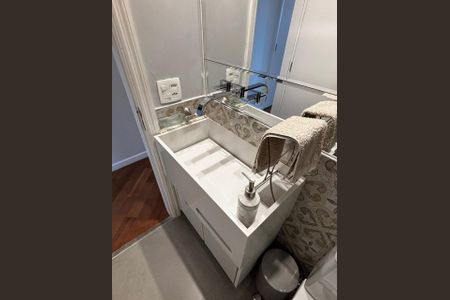 Apartamento para alugar com 630m², 2 quartos e 2 vagas Apartamento para alugar com 630m², 2 quartos e 2 vagasBanheiro