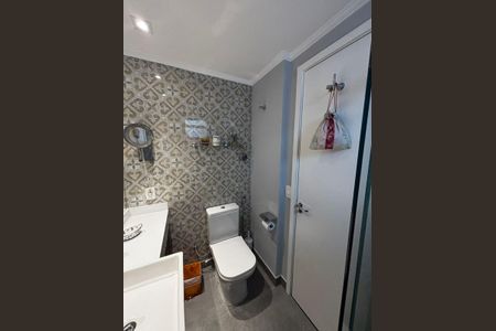 Apartamento para alugar com 630m², 2 quartos e 2 vagas Apartamento para alugar com 630m², 2 quartos e 2 vagasBanheiro