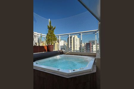 Deck Hidromassagem de apartamento para alugar com 2 quartos, 630m² em Vila Olímpia, São Paulo