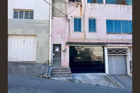 Apartamento para alugar com 3 quartos, 200m² em Ana Lucia, Belo Horizonte