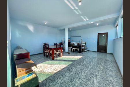 Apartamento para alugar com 3 quartos, 200m² em Ana Lucia, Belo Horizonte