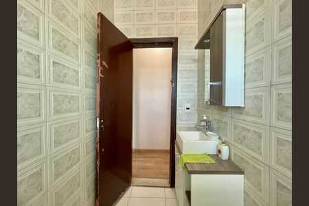 Apartamento para alugar com 200m², 3 quartos e sem vaga