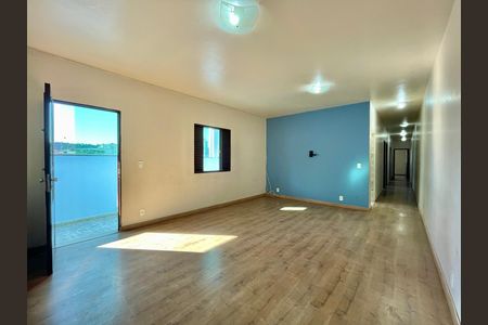Apartamento para alugar com 3 quartos, 200m² em Ana Lucia, Belo Horizonte