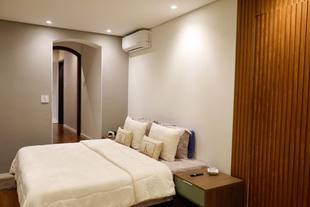 Casa à venda com 289m², 3 quartos e 4 vagas Casa à venda com 289m², 3 quartos e 4 vagasQuarto 3 - Suíte