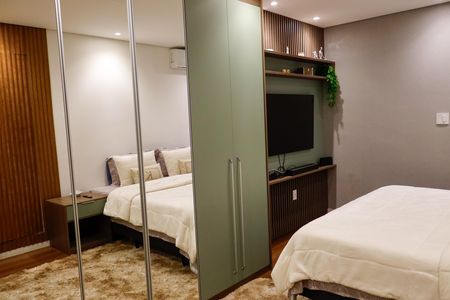 Casa à venda com 289m², 3 quartos e 4 vagas Casa à venda com 289m², 3 quartos e 4 vagasQuarto 3 - Suíte