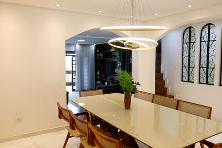 Casa à venda com 289m², 3 quartos e 4 vagas Casa à venda com 289m², 3 quartos e 4 vagasSala de Jantar
