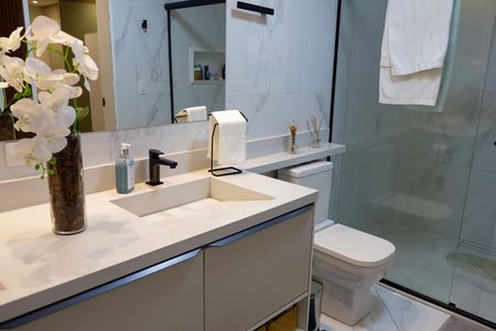 Casa à venda com 289m², 3 quartos e 4 vagas Casa à venda com 289m², 3 quartos e 4 vagasBanheiro da Suíte 3
