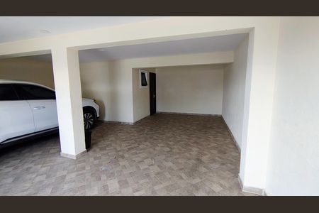 Casa à venda com 289m², 3 quartos e 4 vagas Casa à venda com 289m², 3 quartos e 4 vagasGaragem