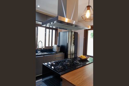 Casa à venda com 289m², 3 quartos e 4 vagas Casa à venda com 289m², 3 quartos e 4 vagasCozinha