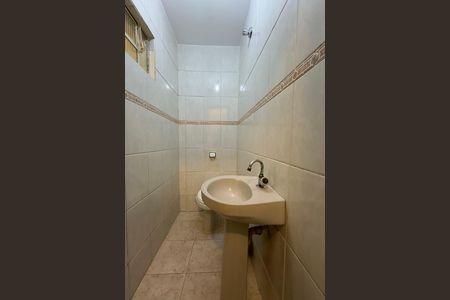 Casa de condomínio à venda com 94m², 3 quartos e 2 vagasBanheiro